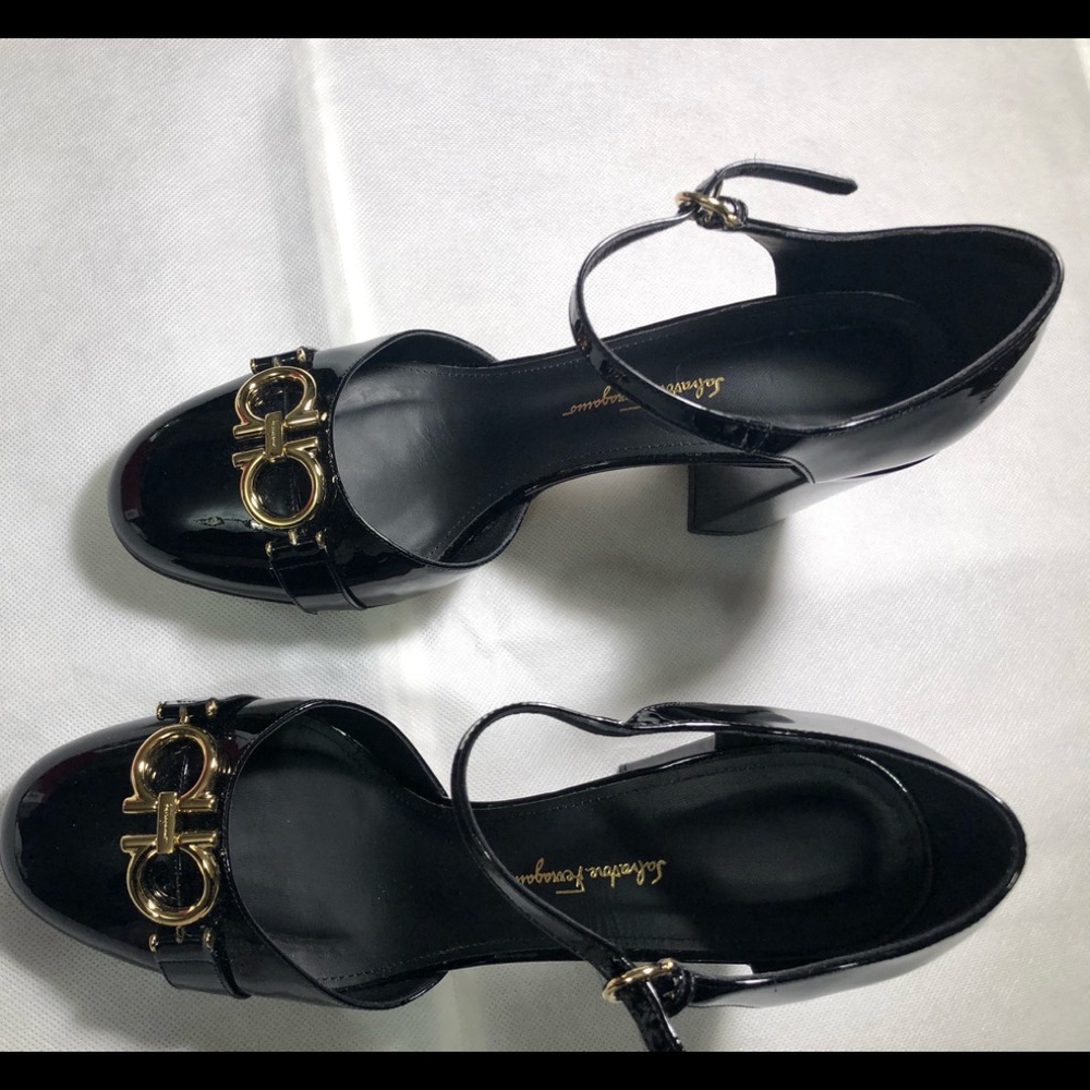 Salvatore Ferragamo Gancini Patent pumps